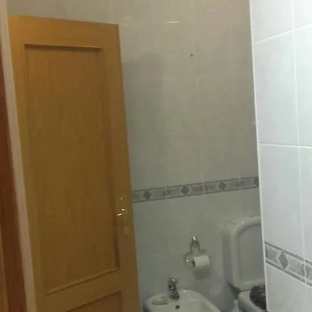 Διαμέρισμα Suites, *