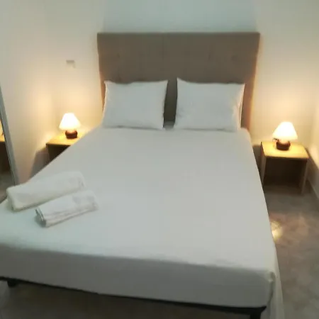 Διαμέρισμα Suites, *